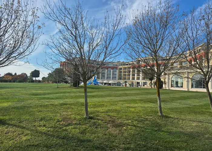 New Light House Golf Apartamento